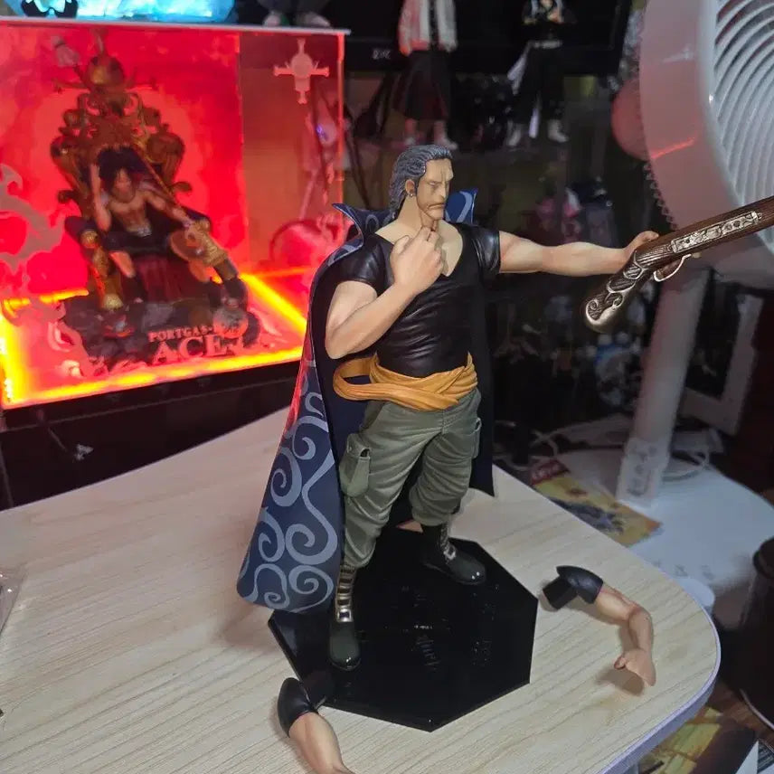 [BUNJANG] One Piece POP Ben Beckman / 마지막할인) 원피스 pop 벤베크만 피규어 팝니다.