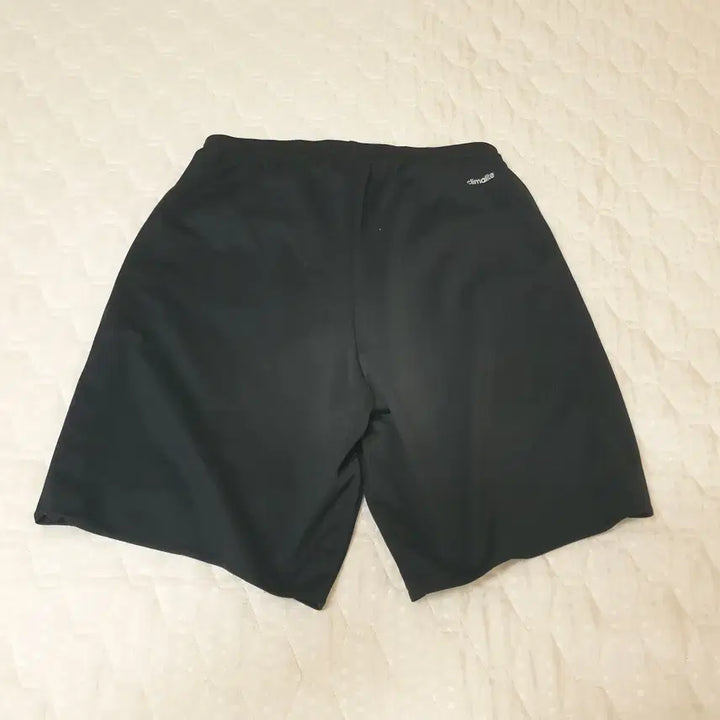 [SOLD OUT] 아디다스 블랙  반바지.M.