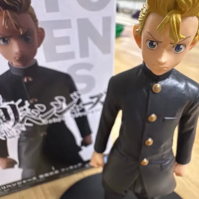 [BUNJANG] Takemichi Hanagaki Figure / 도리벤 타케미치 피규어