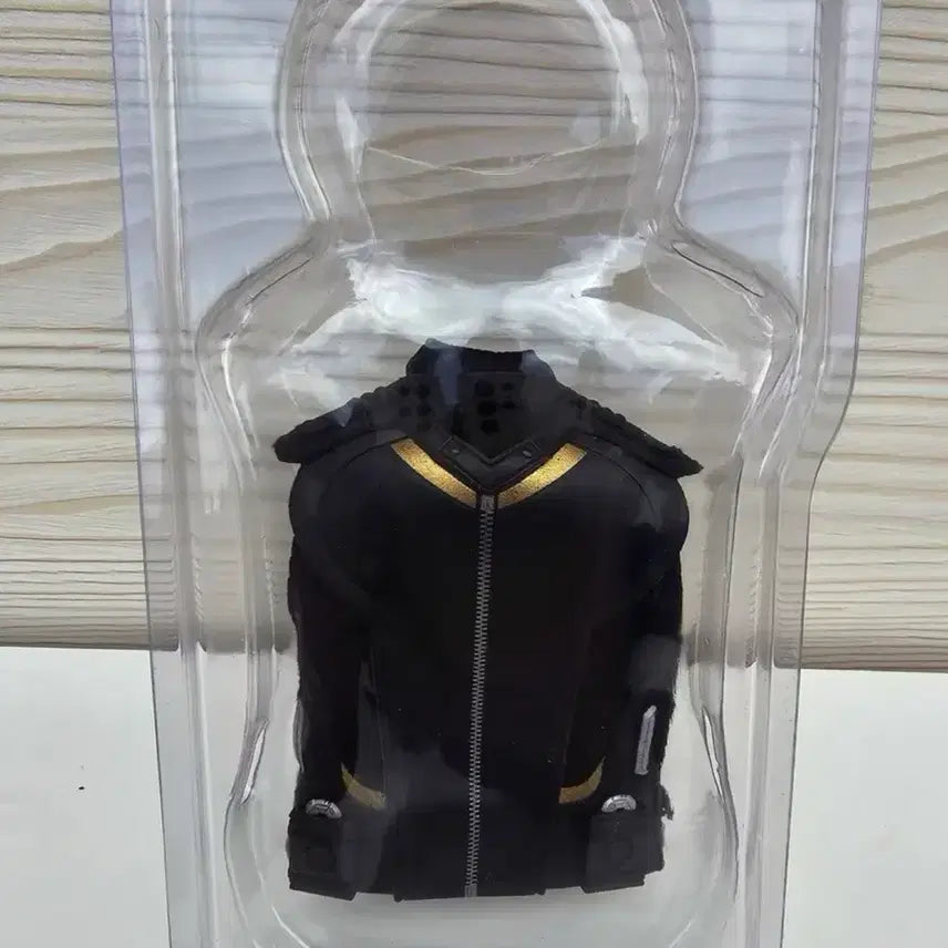 [BUNJANG] Avengers Endgame Hawkeye Figure / 호크아이 어벤져스 엔드게임 피규어