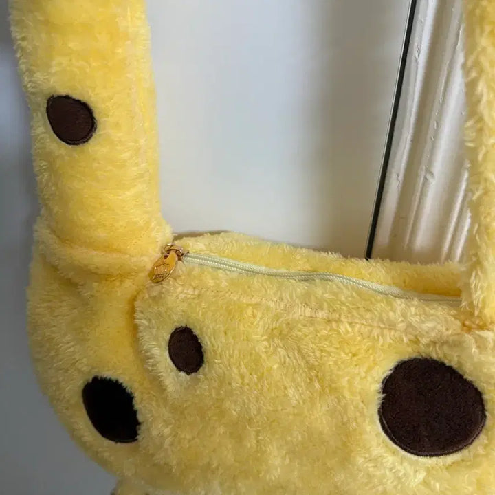 [BUNJANG] Giraffe Plush Crossbody Bag / 기린 인형 누이 크로스백 (새상품)