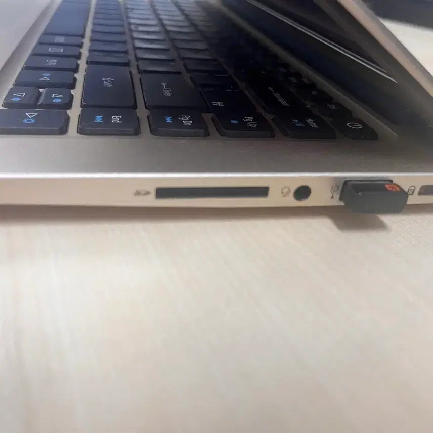 [BUNJANG] Acer Swift 3 SF314-51 Laptop / 에이서 swift3 SF314-51 i5 256g