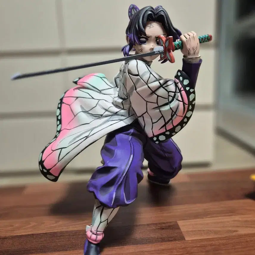 [BUNJANG] Kimetsu no Yaiba Shinobu Repaint PVC Figure / 귀멸의칼날 맥시매틱 시노부 리페인트