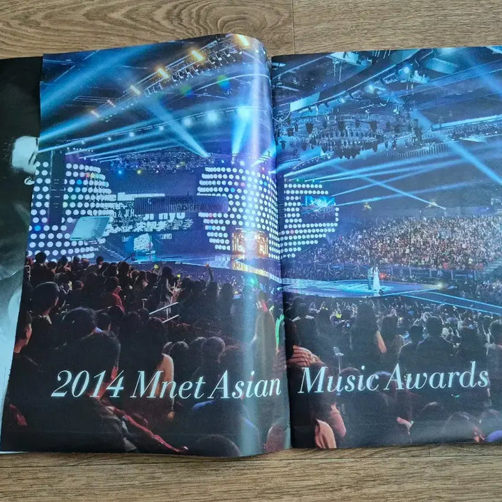 [BUNJANG] EXO Diesel Watch 2014 MAMA Photoshoot Book / 엑소 2014 MAMA 디젤 워치 화보