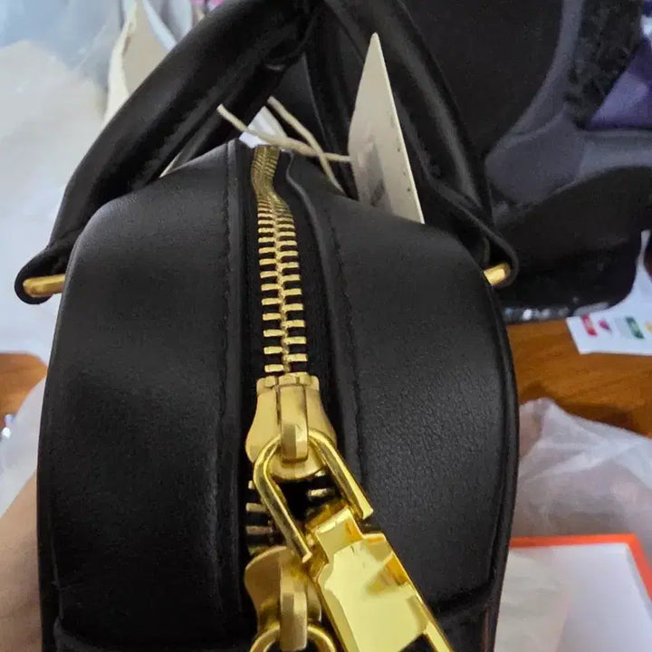 [BUNJANG] Napa Leather Quilted Mini Crossbody Bag with Scarf Detail / 급처 미우st 나파가죽 미니백 블랙