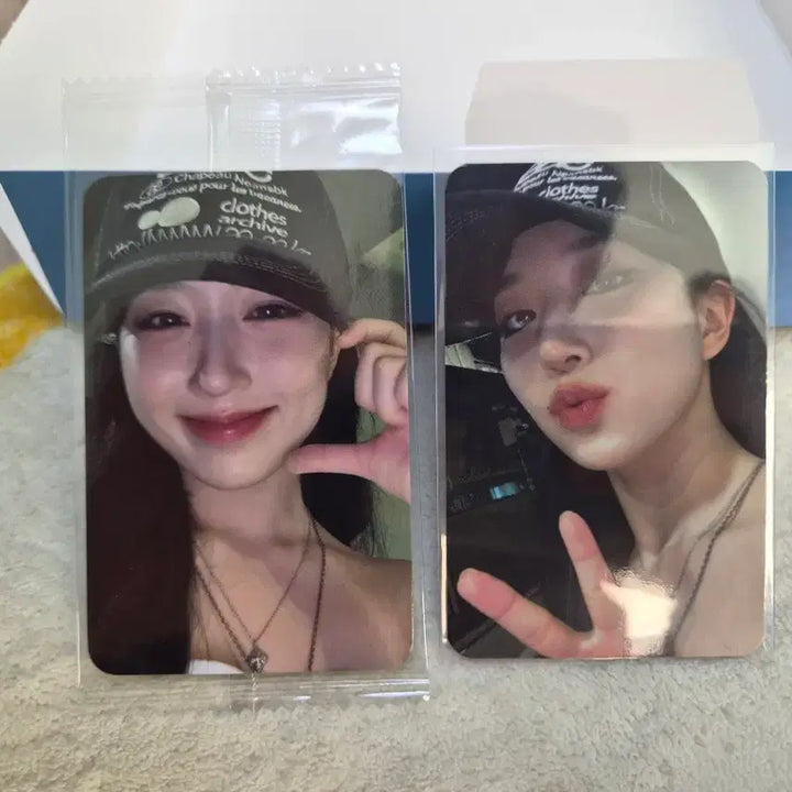 [BUNJANG] NMIXX Haewon Pick Mahong Photobook POB Photocard Set / 엔믹스 해원 픽마홍 포토북 특전포카 2장