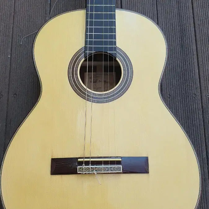 [BUNJANG] Kim Je-man Handmade Classical Guitar No. 50 / 김제만 수제 클래식기타 NO 50호 상태A급 