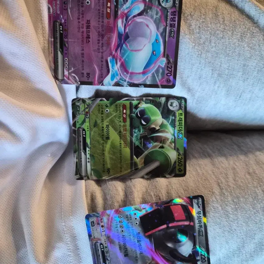 [BUNJANG] Blaziken VSTAR (HR) &amp; Mew EX (RR) Trading Cards / 포켓몬카드 블레이범Vstar(HR),뮤ex(RR)팔아요