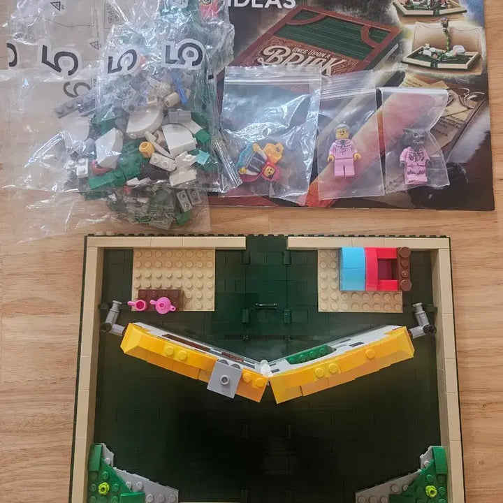 [BUNJANG] LEGO Ideas Pop-Up Book 21315 / 레고 21315 팝업북 빨강망토 잭과 콩나무 중고