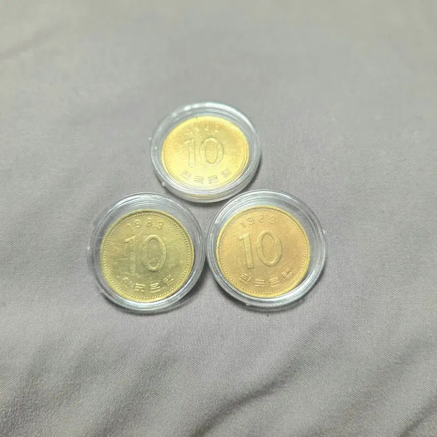 [BUNJANG] 1983 10 Won Coin (2 Pieces) / 미사용 1983년 10원 5개 일괄