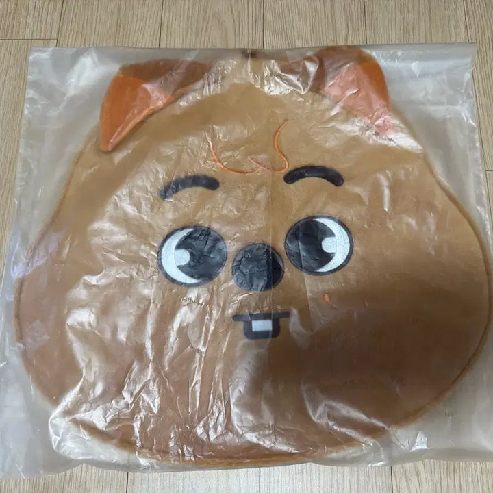 [BUNJANG] SKZOO QUOKKA UCHIWA / 스키주 쿼카 우치와