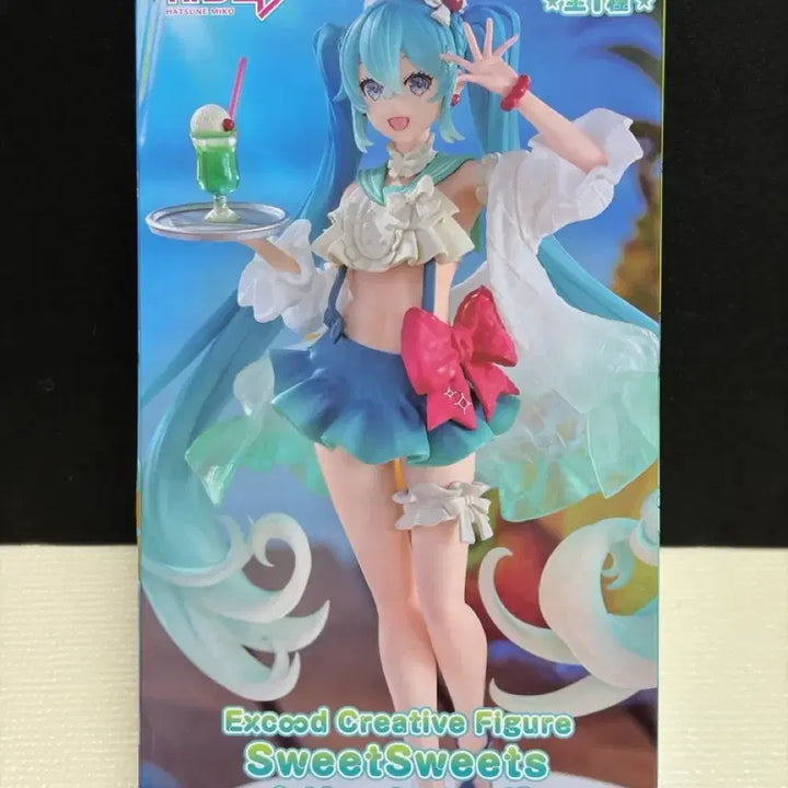 [BUNJANG] Vocaloid Hatsune Miku Melon Soda Cream Soda Misojo Figure (Sealed) / 미개봉 보컬로이드 하츠네 미쿠 메론소다 크림소다 미소녀 피규어