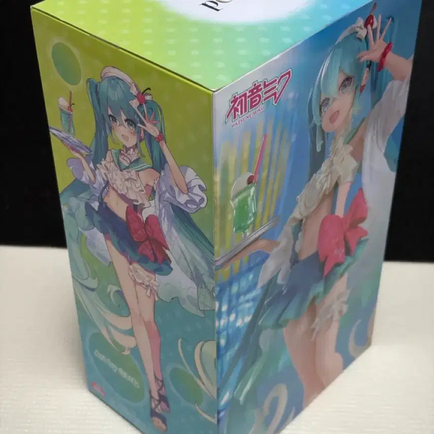 [BUNJANG] Vocaloid Hatsune Miku Melon Soda Cream Soda Misojo Figure (Sealed) / 미개봉 보컬로이드 하츠네 미쿠 메론소다 크림소다 미소녀 피규어