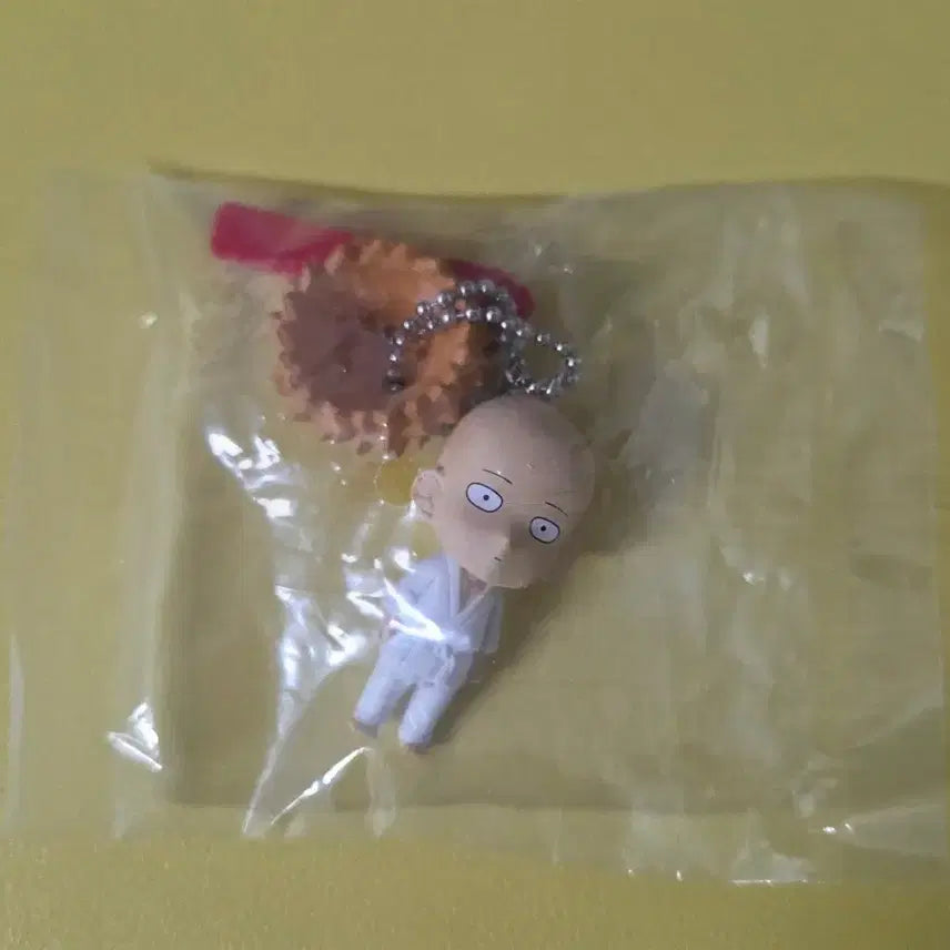 [BUNJANG] One Punch Man Saitama Gacha Figure Keychain (Sealed) / 원펀맨 사이타마 가챠 피규어 키링 미개봉