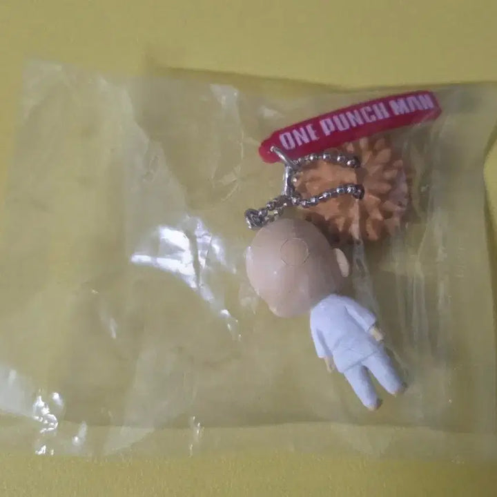 [BUNJANG] One Punch Man Saitama Gacha Figure Keychain (Sealed) / 원펀맨 사이타마 가챠 피규어 키링 미개봉