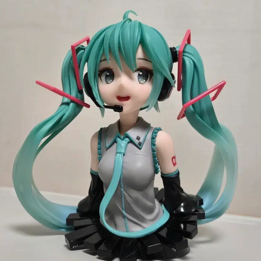 [BUNJANG] Hatsune Miku A Prize Bust Figure / 하츠네 미쿠 A상 흉상 피규어