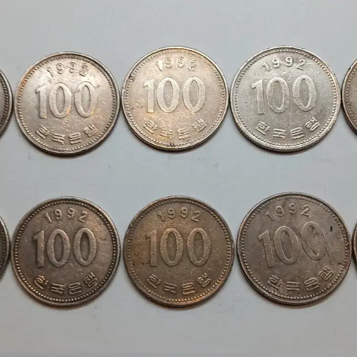 [BUNJANG] 1992 100 Won Coin Bundle Set (10 pcs) / 1992년 100원 동전 10개 일괄