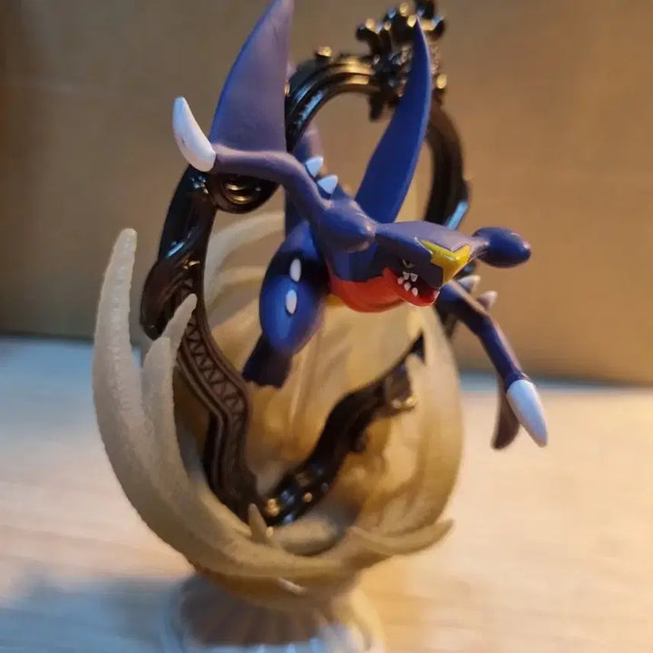 [BUNJANG] Re-ment Garchomp Decorative Figure / 포켓몬 데코레이티브 한카리아스 리멘트 피규어