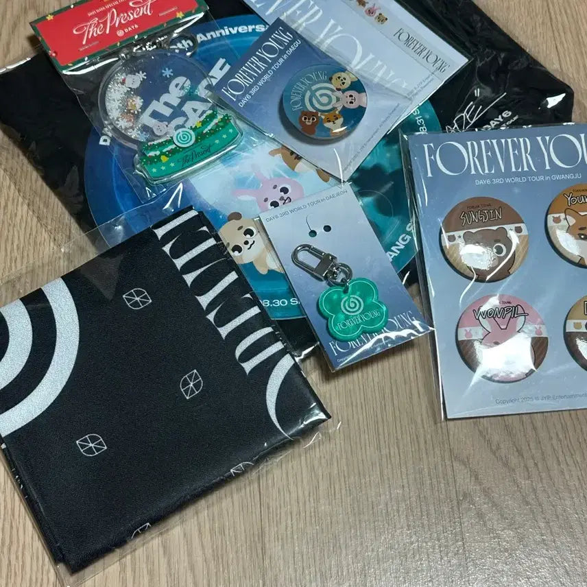 [BUNJANG] Day6 National Tour Gift Bundle Set / 데이식스 전국투어 기프트
