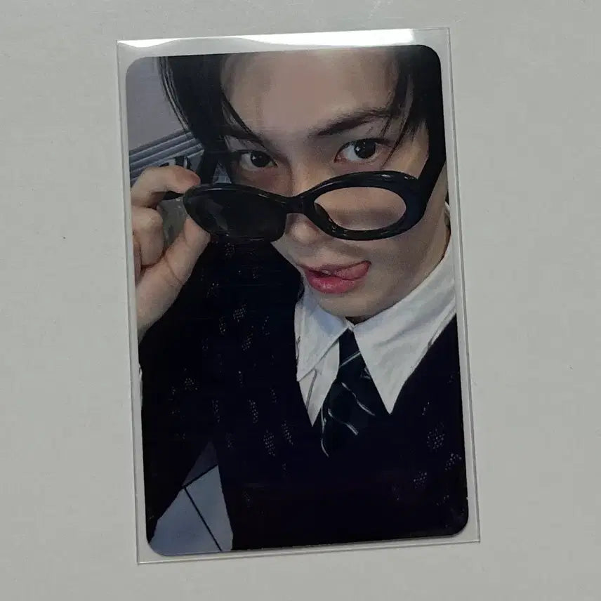[BUNJANG] ZB1 Sung Hanbin Apple Music POB Photocard / 제베원 성한빈 애플뮤직 미공포 포카 양도
