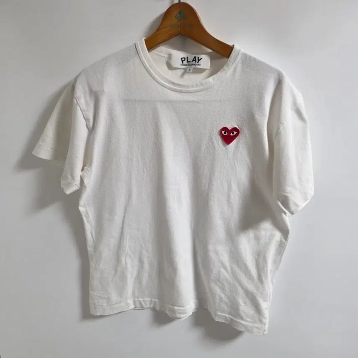 [BUNJANG] Comme des Garçons PLAY Red Heart Appliqué Short Sleeve T-shirt White L / [L] 플레이 꼼데가르송 레드와펜 반팔 티셔츠 화이트 (삼성물산 정품)