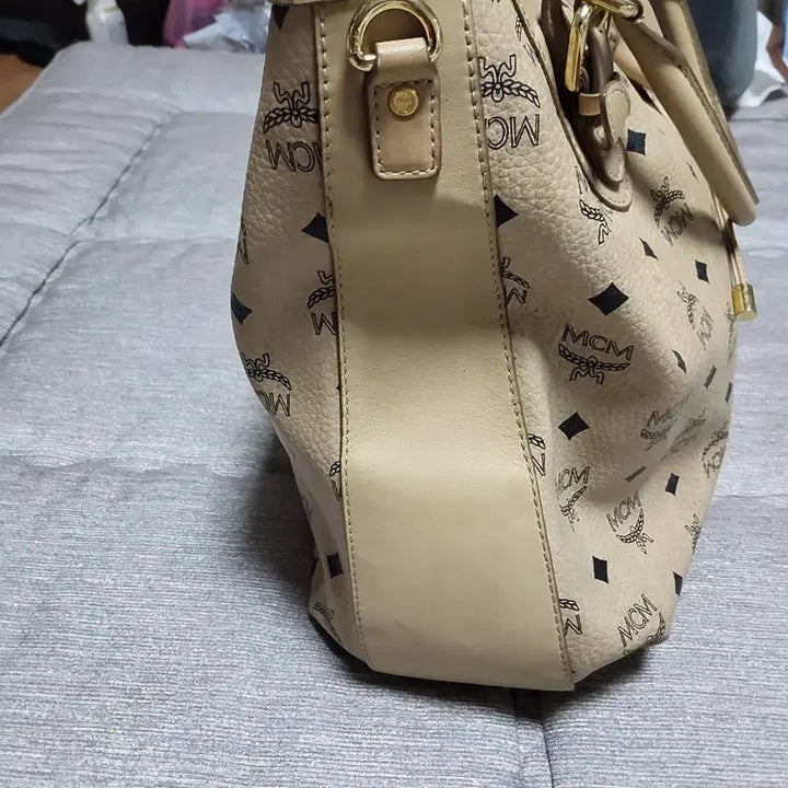 [BUNJANG] MCM Leather Shoulder Bag / 엠씨엠 가방