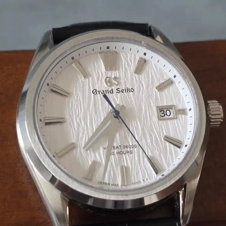 [BUNJANG] Grand Seiko Birch Custom Watch / [MOD시계]그랜드세이코 자작나무