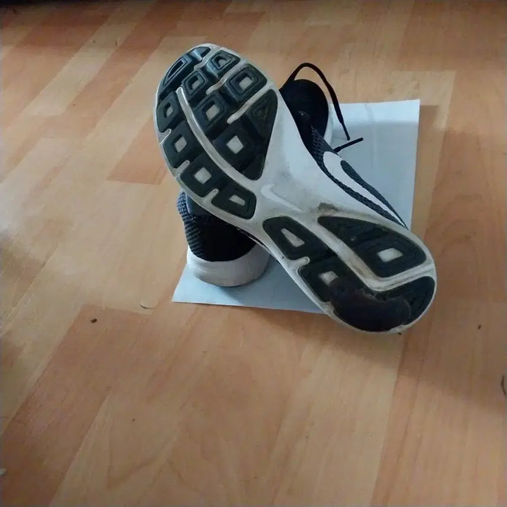 [BUNJANG] Nike Revolution 5 Black/White Sneakers / 나이키 레볼루션 5 검흰 운동화