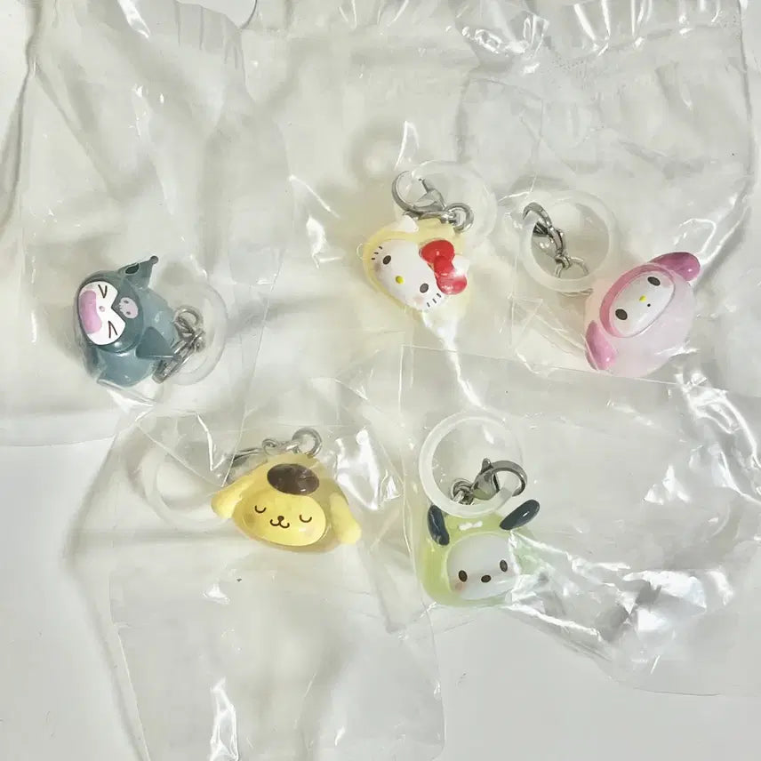 [BUNJANG] Sanrio Characters Mandu Gacha 5-Piece Set / (5종세트) 산리오 만두 메지루시 가챠