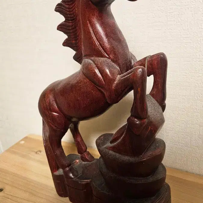 [BUNJANG] Red Horse Figurine / 병오년 붉은말의 해 적토마 중고판매합니다