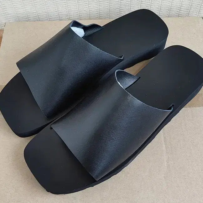 [SOLD OUT] 식스핏 슬리퍼270 남성 사무실 회사 학생 슬리퍼 샌들 새상품