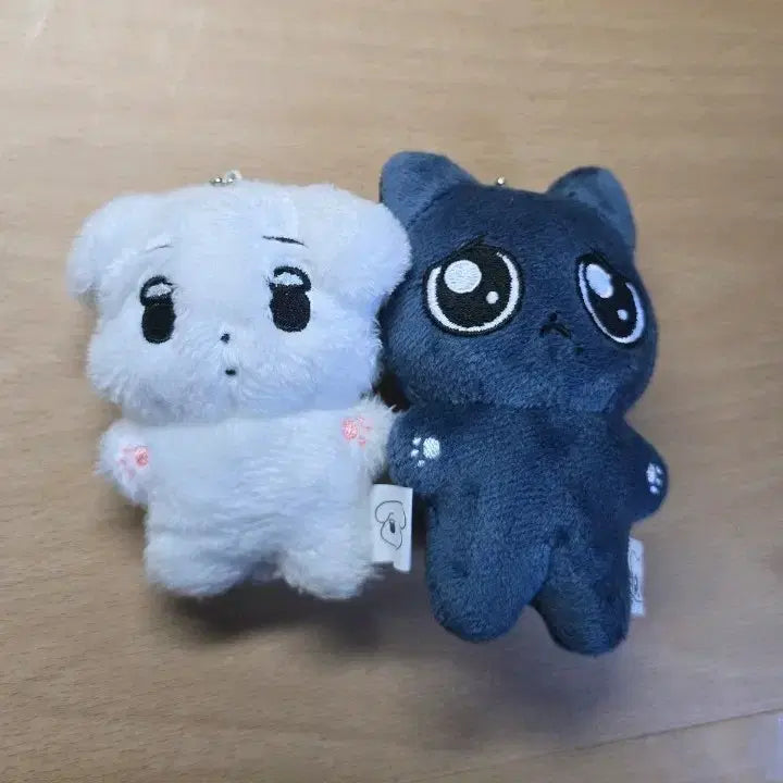 [BUNJANG] aespa Karina Winter Jik-Jik Jik-Nyang Keyring Plush / 당배)에스파 카리나 윈터 직직이 직냥이 키링 인형