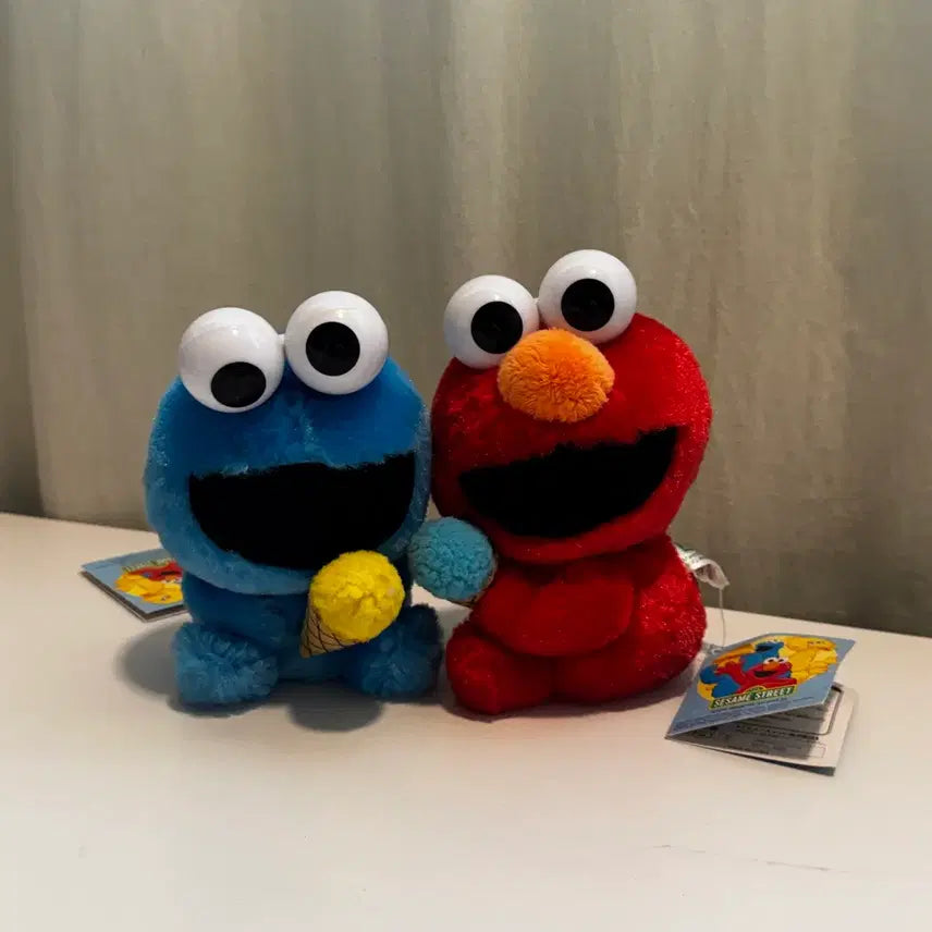[BUNJANG] Sesame Street Elmo &amp; Cookie Monster Plush Set / 세서미스트리트 엘모 쿠키몬스터 인형(세트)