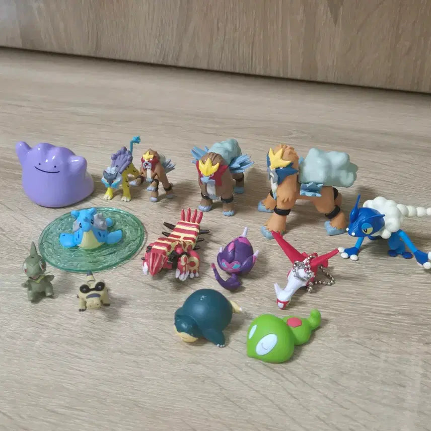 [BUNJANG] Rare Pokemon Moncolle &amp; Gacha Figures / 포켓몬 피규어 희귀 몬코레 가챠 팝니다