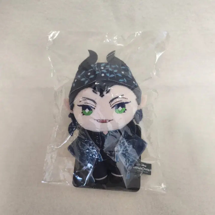 [BUNJANG] Twisted-Wonderland Malleus "Comfortable My Room" Pajamas Plush Doll Birthday Edition / 트위스테 말레우스 편안한 마이룸 쿠로츠기 잠옷 누이구루미 인형 생일