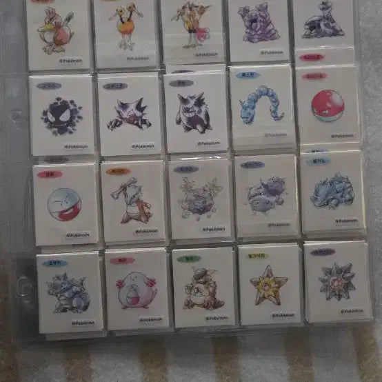 [BUNJANG] Pokemon 30th Anniversary Artwork Tteobushi 100-Piece Set (Includes Mewtwo) / 최저가포켓몬 띠부씰 30주년씰 아트웍띠부씰 뮤츠포함100종세트