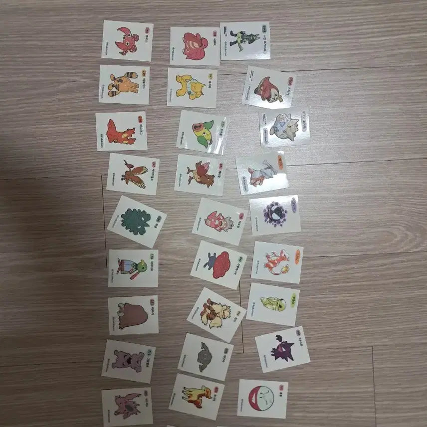 [BUNJANG] Pokemon Sticker Collection Bundle (Approx. 50pcs) / 포켓몬 띠부씰 약50개 2만원 팔아요