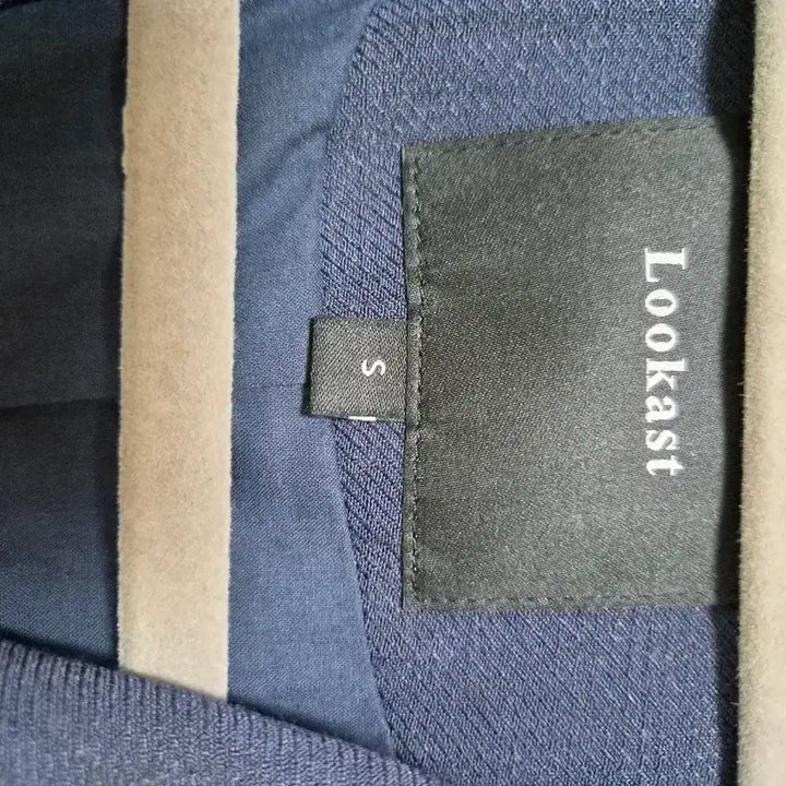 [BUNJANG] Lookast Navy Stitch Short Blazer Jacket / 룩캐스트 네이비 스티치  숏 블레이저 재킷새상품급