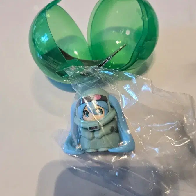 [BUNJANG] Gundam x Hatsune Miku Gacha Figure / 건담X미쿠 가챠