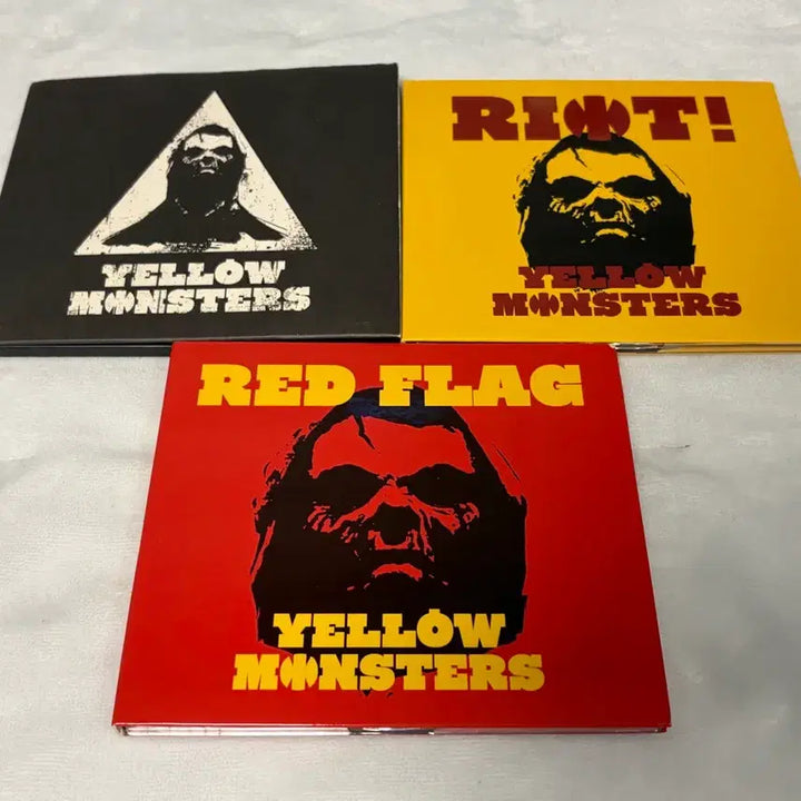 [BUNJANG] Yellow Monsters 1st, 2nd, 3rd Album CD Bundle / 옐로우 몬스터즈 yellow monsters cd 앨범 1집 2집 3집