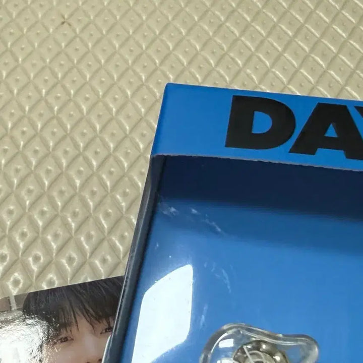 [BUNJANG] Day6 DECDANCE In-ear version Dowoon Sealed Photocard Holder / 오늘만 이가격 ) 데이식스 데케이드 인이어반 도운 원가이하 양도