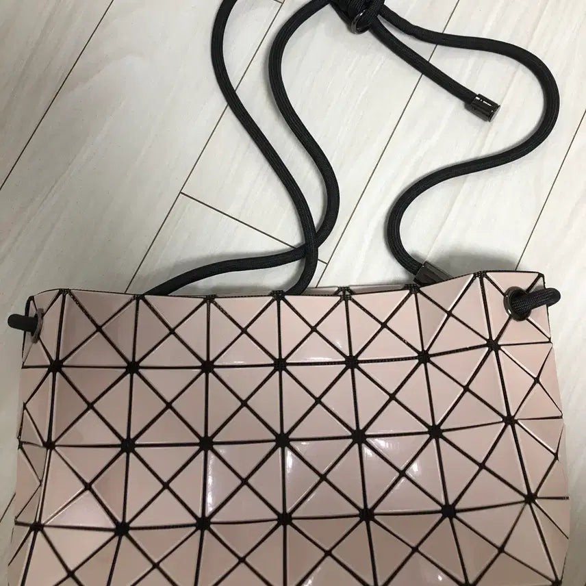 [BUNJANG] Bao Bao Crossbody Bag / 바오바오크로스백