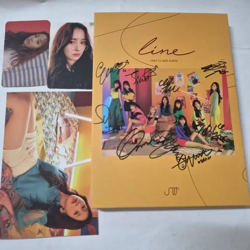 [BUNJANG] UNI-T 1st Mini Album Signed CD Photocard Set / (민트급)유니트 1집 미니앨범 싸인cd 입니다