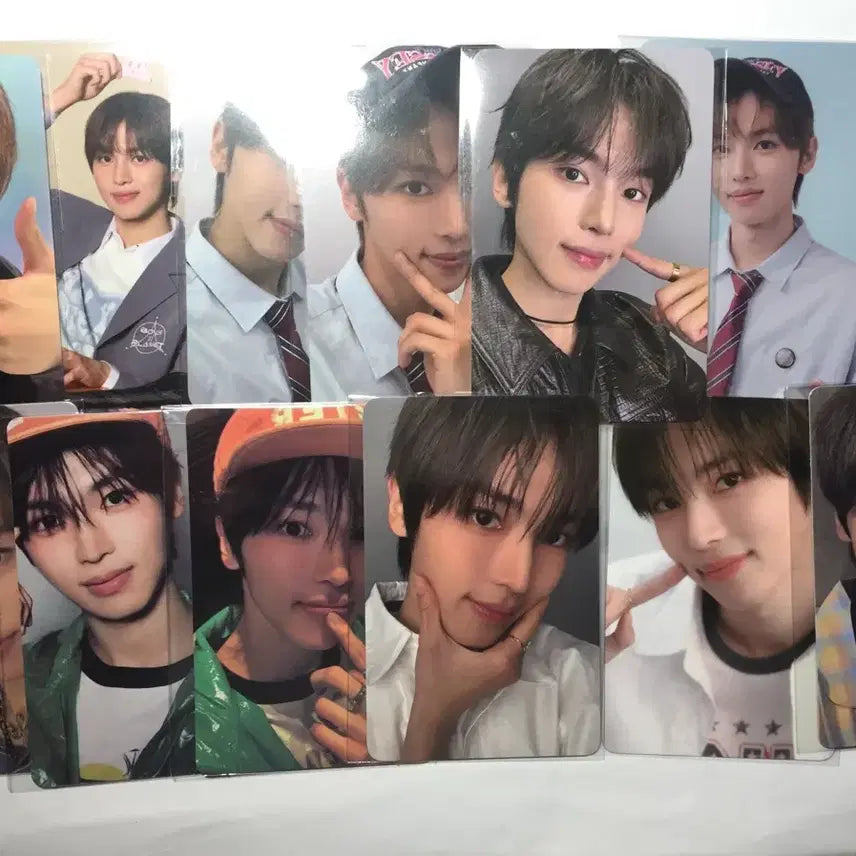 [BUNJANG] TUNEUS Kim Jiwoong BOYS PLANET Exhibition Photocard Bundle Set / 튜넥스 김인후 보이즈2플래닛 전시회 1주차 2주차 포카 일괄 판매