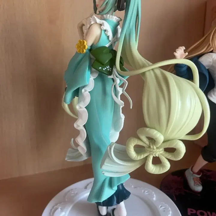 [BUNJANG] Matcha Miku Figure (with Dango Parts &amp; Box) / 말차 미쿠 피규어 (박스/당고파츠 O)