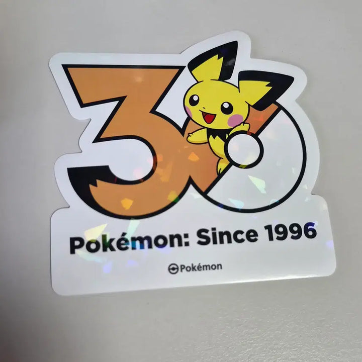 [BUNJANG] Pokemon 30th Anniversary Logo Sticker Pichu / 포켓몬 30주년 로고 스티커 피츄 판매합니다.