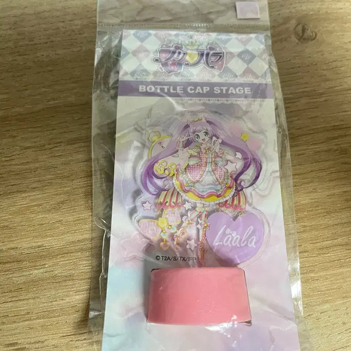 [BUNJANG] PriPara Lala Bottle Cap Stage Acrylic Stand / 프리파라 라라 보틀캡 스테이지 아크릴 스탠드