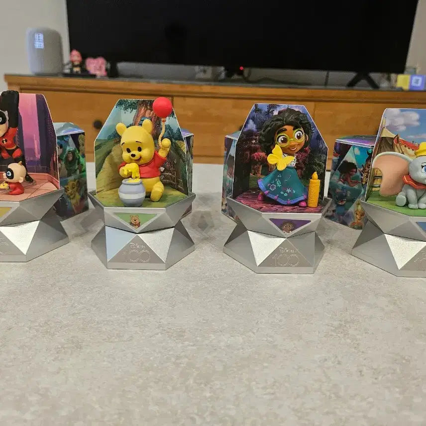 [BUNJANG] Disney 100th Anniversary Capsule Figures Set (8 Types) / 디즈니 100주년 캡슐피규어 8종 (인어공주. 도날드덕. 미니마우스 등)