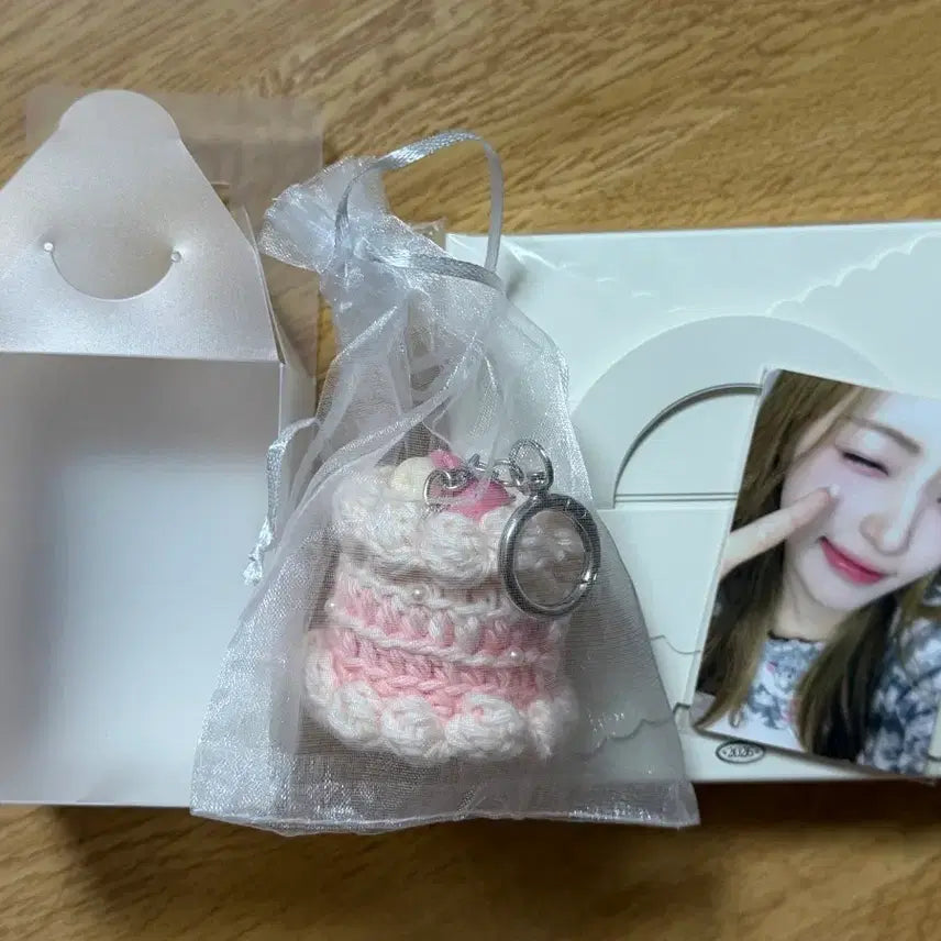 [BUNJANG] HaToHa Yuha Birthday MD Bundle Set (Photocard Included) / 하츠투하츠 하투하 유하 생일 엠디 2종 일괄 (포카 포함)
