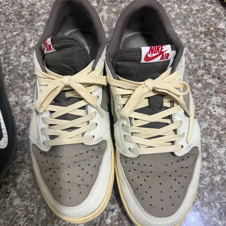 [BUNJANG] Nike Jordan 1 Low Travis Scott Reverse Mocha / [265] 나이키 조던1 로우 스캇 리버스 모카